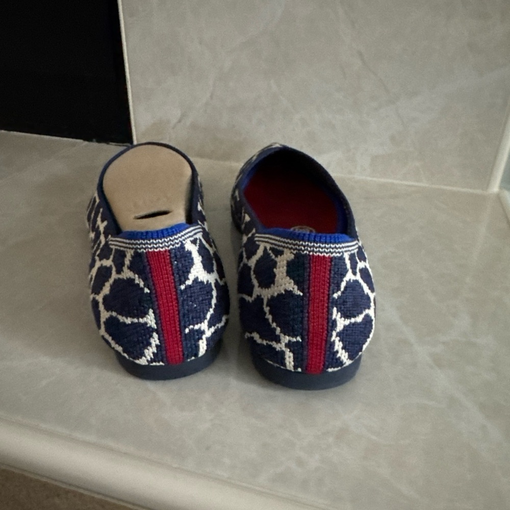 Rothy’s Indigo Giraffe Points Limited Edition Women’s Size 6.5 - Picture 4 of 6